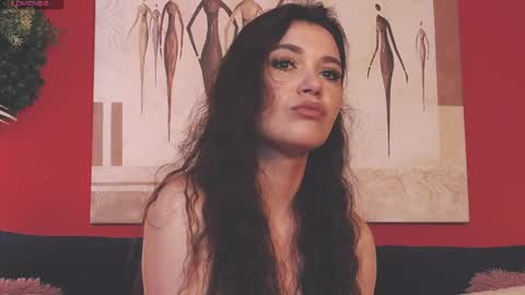 Selena Allure online show from April 7, 2026, 4:13 am