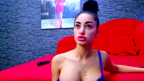 Selena Noir online show from October 15, 2025, 4:45 am