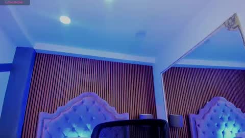 selenastonne online show from September 27, 2025, 8:58 pm