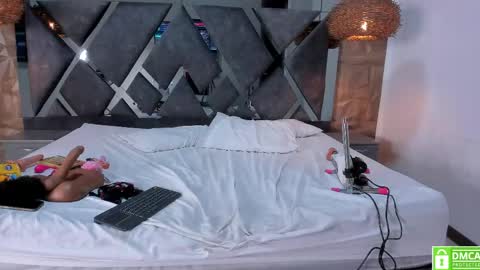 Snapshot of selene__lopez_ chatting on April 28, 2026, 2:27 am selene__lopez_ online show from April 28, 2026, 2:27 am
