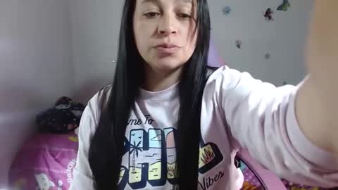 selene_mixx online show from April 11, 2026, 9:19 pm