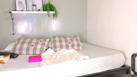 SELENE GIBSON online show from April 2, 2026, 7:22 pm