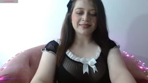 Snapshot of selenne_05_ chatting on May 18, 2026, 3:46 am Selenne online show from May 18, 2026, 3:46 am