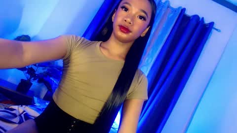 Snapshot of selfsuckercum69 chatting on February 21, 2025, 5:42 pm Jessy online show from February 21, 2025, 5:42 pm