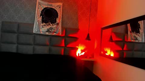 selaharaandazrael online show from October 17, 2025, 12:19 pm