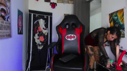  Selinna Kyle  online show from September 14, 2025, 1:05 am