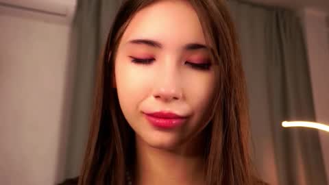 Snapshot of selinadiercks chatting on November 29, 2025, 3:15 pm Elizabeth online show from November 29, 2025, 3:15 pm