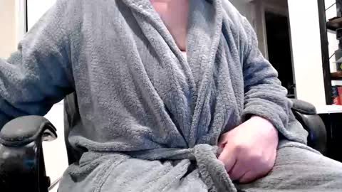 selkie2s online show from March 21, 2026, 3:26 pm