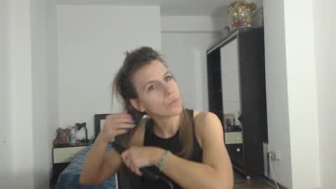 sellena_angels online show from February 13, 2025, 10:12 am