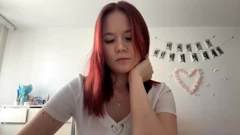 Lily online show from April 18, 2026, 10:52 am