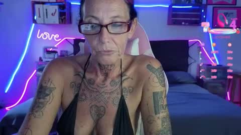 Snapshot of selvaggia_del_caribe chatting on May 18, 2026, 6:14 pm Selvaggia Del Caribe online show from May 18, 2026, 6:14 pm