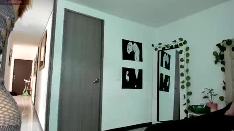 Selyn online show from February 12, 2026, 4:02 pm