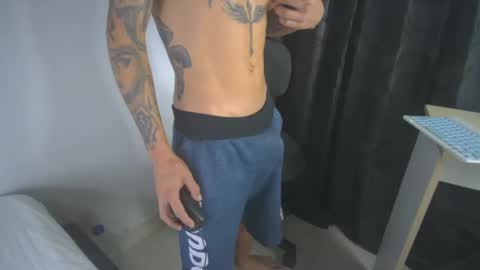 sem_alas online show from February 23, 2025, 9:26 pm