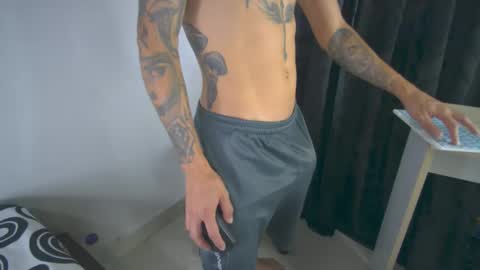 sem_alas online show from March 9, 2025, 9:03 pm