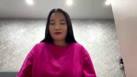 Snapshot of senaidaikemire chatting on June 2, 2026, 9:22 am Alice online show from June 2, 2026, 9:22 am