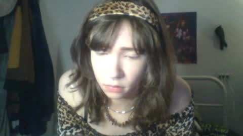 goddess esme  online show from February 14, 2026, 1:13 am