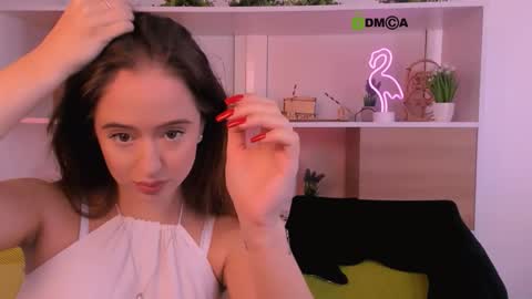 Snapshot of sendi_cais chatting on October 22, 2025, 8:25 am Sendi online show from October 22, 2025, 8:25 am