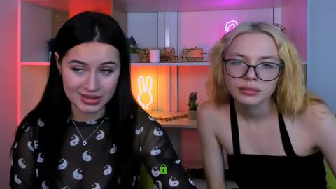 Snapshot of sendi_cais chatting on November 15, 2025, 9:28 am Sendi online show from November 15, 2025, 9:28 am