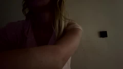 Sennya online show from October 5, 2025, 11:46 pm