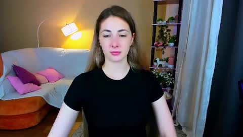 sensitiveheartt online show from September 17, 2025, 7:26 pm