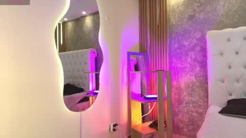 Sensual Kim77 online show from May 29, 2026, 2:37 pm