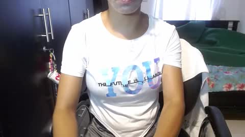 Snapshot of sensual_natalie chatting on December 25, 2024, 7:13 pm sensual_natalie online show from December 25, 2024, 7:13 pm