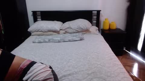 Snapshot of sensual_natalie chatting on September 10, 2025, 12:16 pm sensual_natalie online show from September 10, 2025, 12:16 pm