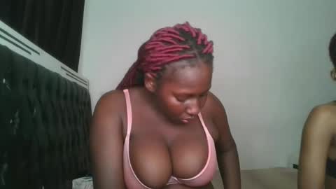 Snapshot of sensual_ria chatting on June 3, 2026, 6:35 pm sensual_ria online show from June 3, 2026, 6:35 pm