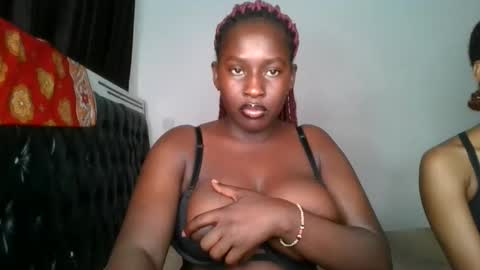 Snapshot of sensual_ria chatting on June 7, 2026, 7:17 pm sensual_ria online show from June 7, 2026, 7:17 pm