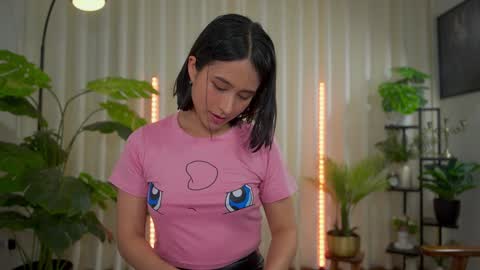 Maria- OF sensual bee online show from December 6, 2024, 11:47 pm