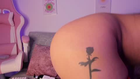 sensualhaven_ online show from January 2, 2025, 12:13 am