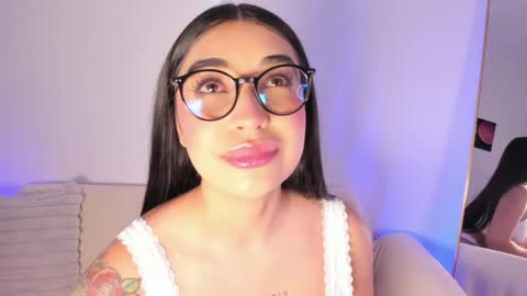 Snapshot of sensualhaven_ chatting on May 17, 2026, 6:37 pm sensualhaven_ online show from May 17, 2026, 6:37 pm