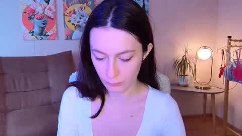 sensuallucy233 online show from November 19, 2025, 9:42 am