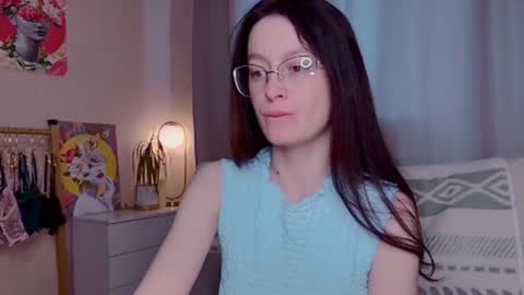 Snapshot of sensuallucy233 chatting on May 29, 2026, 10:46 am sensuallucy233 online show from May 29, 2026, 10:46 am