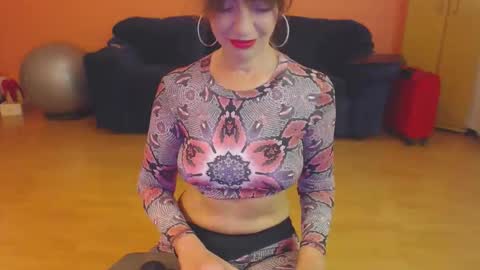 Snapshot of sensualmyra chatting on April 29, 2026, 2:10 pm sensualmyra online show from April 29, 2026, 2:10 pm