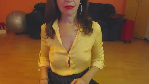 Snapshot of sensualmyra chatting on May 1, 2026, 11:59 am sensualmyra online show from May 1, 2026, 11:59 am