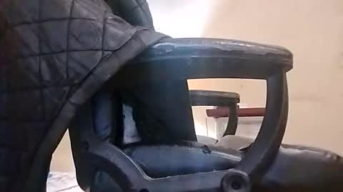 Snapshot of sensualsallnight chatting on November 30, 2025, 8:35 pm senualallnight online show from November 30, 2025, 8:35 pm