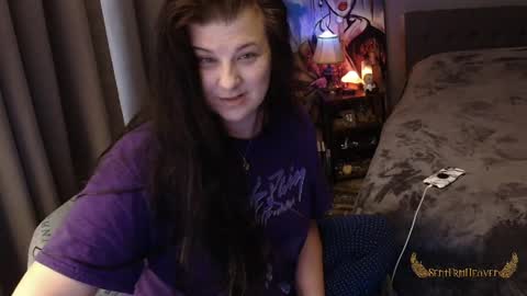 Snapshot of sentfrmheaven chatting on April 27, 2026, 12:25 pm Tara online show from April 27, 2026, 12:25 pm