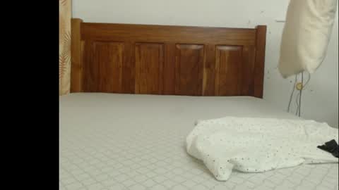 Anne online show from April 13, 2026, 4:51 am