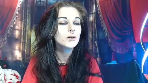Seraphin Munster online show from December 12, 2024, 6:10 pm