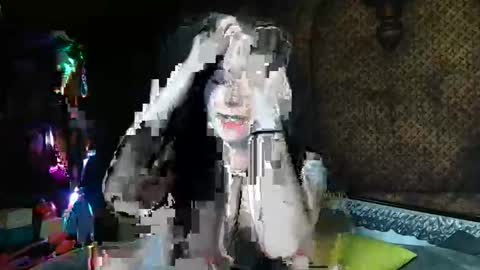 Seraphin Munster online show from March 6, 2026, 11:23 pm