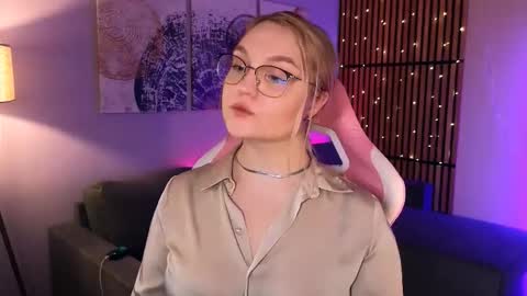 Snapshot of serena_johnsons chatting on February 20, 2026, 7:54 am Serena online show from February 20, 2026, 7:54 am