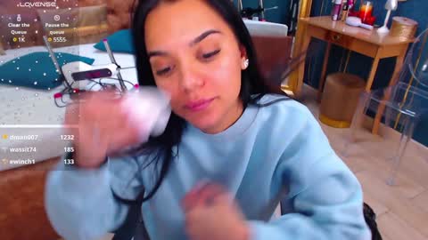 Snapshot of serena_mendez chatting on February 1, 2025, 1:09 pm Serena online show from February 1, 2025, 1:09 pm
