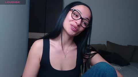 SereneSophi online show from April 23, 2026, 5:08 am