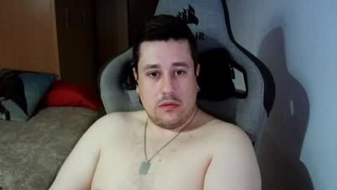 Snapshot of sergio95n chatting on February 15, 2025, 7:38 am Pollos online show from February 15, 2025, 7:38 am