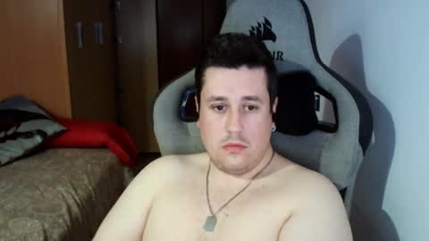 Snapshot of sergio95n chatting on March 1, 2025, 4:22 pm Pollos online show from March 1, 2025, 4:22 pm