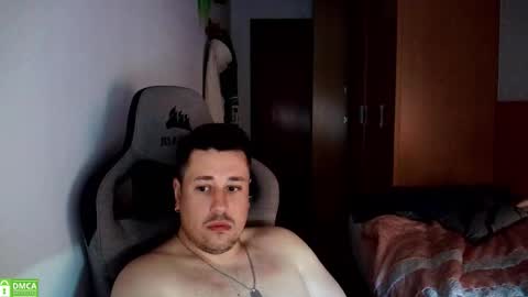 Snapshot of sergio95n chatting on November 2, 2025, 7:33 am Pollos online show from November 2, 2025, 7:33 am