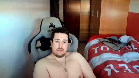 Snapshot of sergio95n chatting on April 19, 2026, 7:51 am Pollos online show from April 19, 2026, 7:51 am