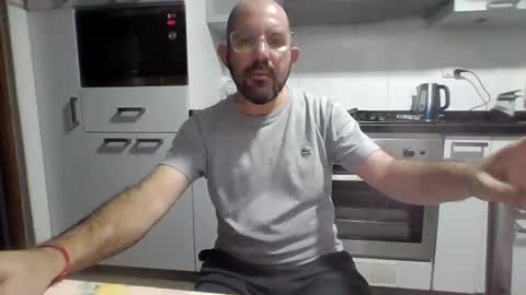 Snapshot of sergioruzafa80 chatting on February 10, 2025, 5:25 am Sergio Russafa online show from February 10, 2025, 5:25 am