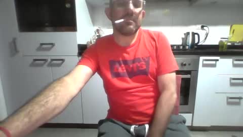 Snapshot of sergioruzafa80 chatting on October 9, 2025, 4:54 am Sergio Russafa online show from October 9, 2025, 4:54 am